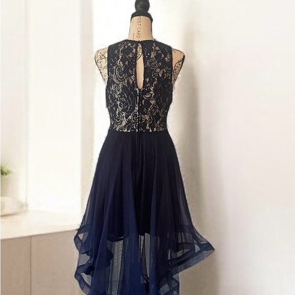 SPEECHLESS FIT & FLARE FORMAL DRESS HIGH LOW CASCADING HEM SZ 3 NAVY - Picture 4 of 10